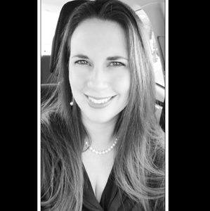 Meet your Posher, Stefanie